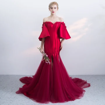 Moderne Mode Bordeaux Robe De Soirée 2019 Trompette Sirène De L Épaule Manches De Cloche Appliques En Dentelle Perle Perlage Fendue Devant Tribunal Train Volants Dos Nu Robe De Ceremonie