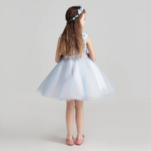 Chic / Beautiful Sky Blue Flower Girl Dresses 2017 Ball Gown Scoop Neck Sleeveless Appliques Lace Flower Short Ruffle Wedding Party Dresses