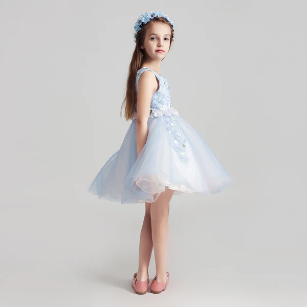 Chic / Beautiful Sky Blue Flower Girl Dresses 2017 Ball Gown Scoop Neck Sleeveless Appliques Lace Flower Short Ruffle Wedding Party Dresses
