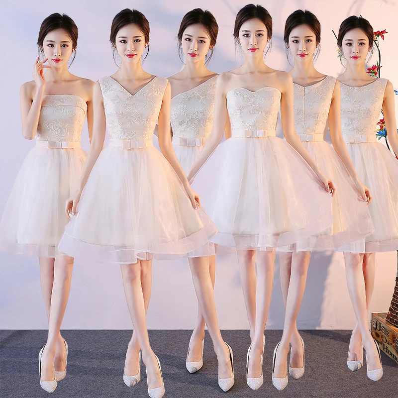 Rimelig Champagne Brudepikekjoler 2018 Prinsesse Uten Ermer Sløyfe Sash Korte Buste Ryggløse Kjoler Til Bryllup