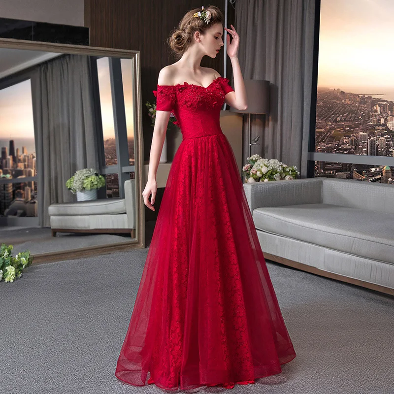 knee length dresses for ladies A Line V Neck Short Burgundy Lace Prom Dresses, Short Burgundy Lace Ho –  jbydress main image 1