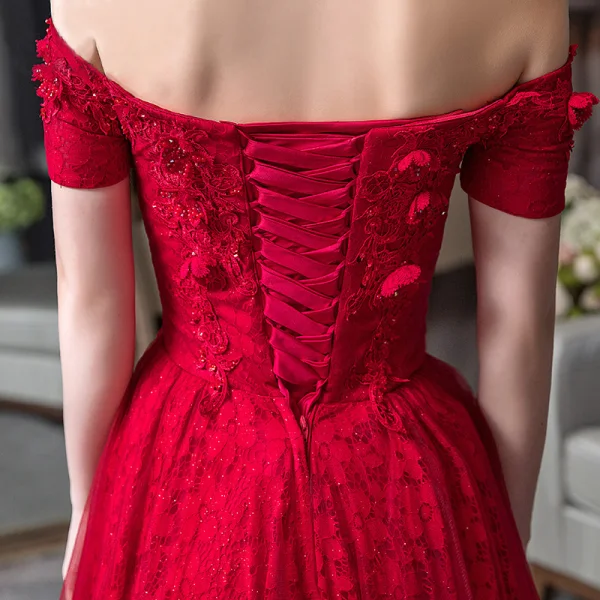 Élégant Bordeaux Dentelle Robe De Soirée 2018 Princesse De l'épaule Manches Courtes Perlage Appliques En Dentelle Glitter Longue Volants Dos Nu Robe De Ceremonie