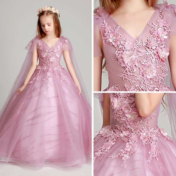 Chic / Beautiful Blushing Pink Flower Girl Dresses 2017 Ball Gown V-Neck Short Sleeve Lace Appliques Flower Pearl Sequins Floor-Length / Long Ruffle Wedding Party Dresses