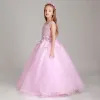 Chic / Beautiful Blushing Pink Flower Girl Dresses 2017 Ball Gown Pearl Scoop Neck Sleeveless Lace Appliques Flower Floor-Length / Long Ruffle Wedding Party Dresses