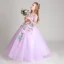 Blumenfee Lila Mädchenkleider 2017 Ballkleid V-Ausschnitt 3/4 Ärmel Applikationen Blumen Lange Rüschen Kleider Für Hochzeit