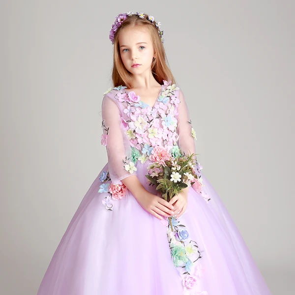 Blumenfee Lila Mädchenkleider 2017 Ballkleid V-Ausschnitt 3/4 Ärmel Applikationen Blumen Lange Rüschen Kleider Für Hochzeit