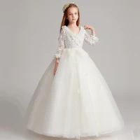 Hermoso Blanco Vestidos para niñas 2017 Ball Gown V-Cuello 3/4 Ærmer Con Encaje Apliques Flor Largos Ruffle Vestidos para bodas