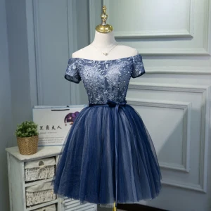 Fine Mørk Marineblå Cocktailkjoler 2018 Ballkjole Av Skulderen Korte Ermer Appliques Blonder Rhinestone Sash Korte Buste Ryggløse Formelle Kjoler