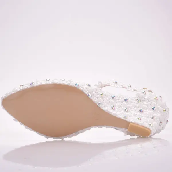 Elegant White Rhinestone Pearl Tassel Lace Flower Wedding Shoes 2024 7 cm Wedges Pointed Toe Wedding Heels