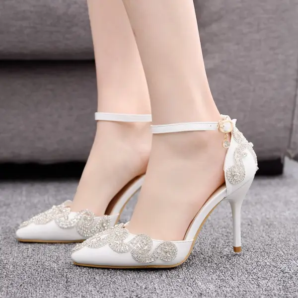 Chic / Belle Blanche Faux Diamant Bride Cheville Chaussure De Mariée 2023 9 cm Talons Aiguilles À Bout Pointu Mariage Talons Hauts