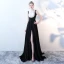 Elegante Schwarz Weiß Abendkleider 2018 Empire Stehkragen Ärmellos Pailletten Hof-Schleppe Rückenfreies Festliche Kleider