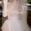 Élégant Ivoire Percé Robe De Mariée 2018 Empire Col Haut Manches Longues Perlage En Dentelle Chapel Train Volants
