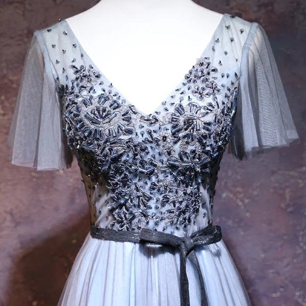 Chic / Beautiful Grey Evening Dresses  2018 A-Line / Princess V-Neck Short Sleeve Sash Beading Floor-Length / Long Ruffle Backless Formal Dresses