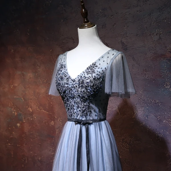 Chic / Beautiful Grey Evening Dresses  2018 A-Line / Princess V-Neck Short Sleeve Sash Beading Floor-Length / Long Ruffle Backless Formal Dresses