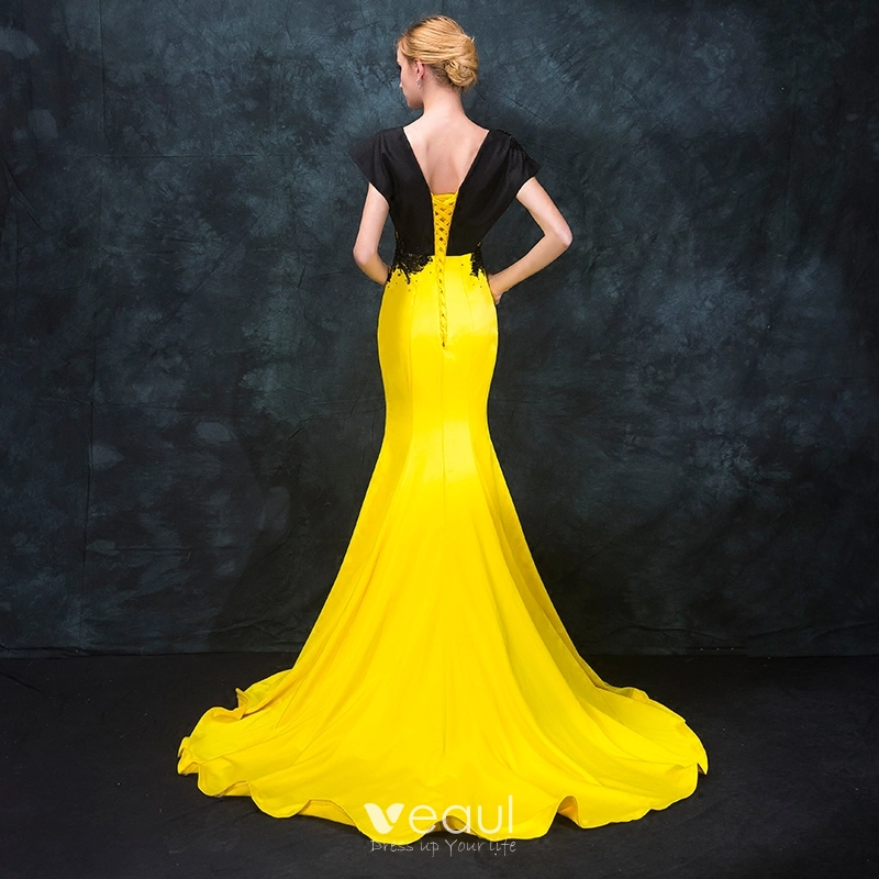 Luxury Sequin Yellow Prom Dress For Black Girls Sparkle African Mermaid  Crystal Evening Dress Elegant Rhinestone Birthday Formal Vestidos De Noche  Robes De Soiree From 130,14 € | DHgate