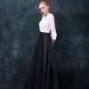 Unique Vintage Schwarz Weiß Abendkleider 2018 Empire V-Ausschnitt 3/4 Ärmel Lange Rüschen Festliche Kleider