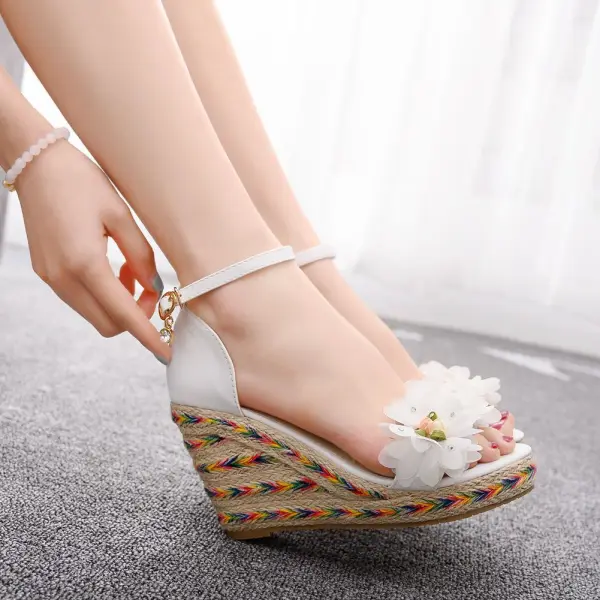 Roman White Street Wear Appliques Womens Sandals 2024 9 cm Wedges Ankle Strap Open / Peep Toe Sandals High Heels