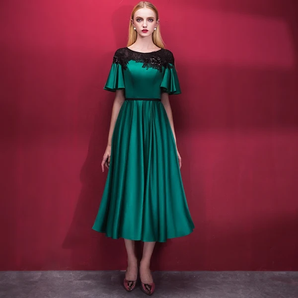 Chic / Beautiful Dark Green Homecoming Graduation Dresses 2018 A-Line / Princess Scoop Neck Short Sleeve Appliques Lace Sash Tea-length Ruffle Formal Dresses