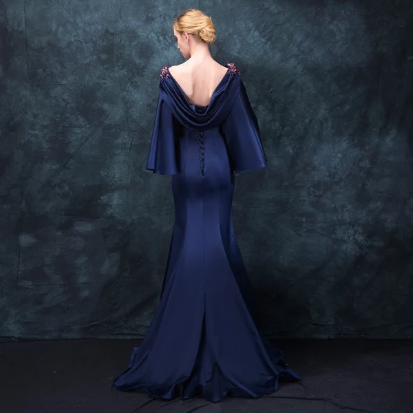 Moderne / Mode Bleu Marine Robe De Soirée 2018 Trompette / Sirène Encolure Carrée Manches Longues Perlage Train De Balayage Volants Dos Nu Robe De Ceremonie