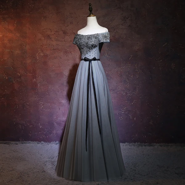Chic / Beautiful Grey Evening Dresses 2018 A-Line / Princess Off-The-Shoulder Short Sleeve Sash Beading Floor-Length / Long Ruffle Backless Formal Dresses