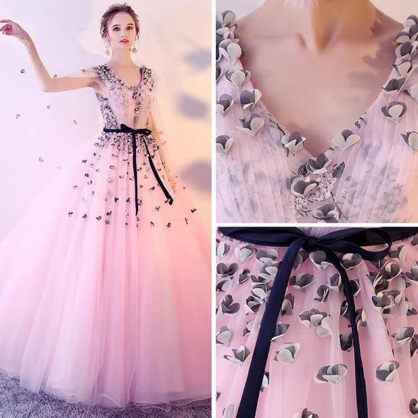 Chic / Beautiful Blushing Pink Prom Dresses 2017 Ball Gown V-Neck Sleeveless Appliques Flower Sash Floor-Length / Long Ruffle Backless Formal Dresses