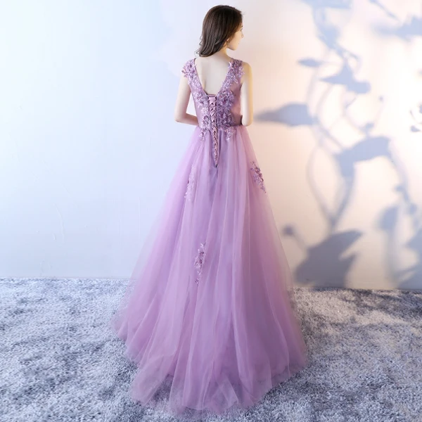 Chic / Beautiful Lilac Prom Dresses 2017 A-Line / Princess Scoop Neck Sleeveless Appliques Flower Sequins Beading Pearl Sweep Train Ruffle Backless Formal Dresses