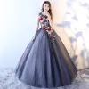 Chic / Beautiful Navy Blue Prom Dresses 2017 Ball Gown Scoop Neck Sleeveless Appliques Flower Floor-Length / Long Ruffle Backless Formal Dresses