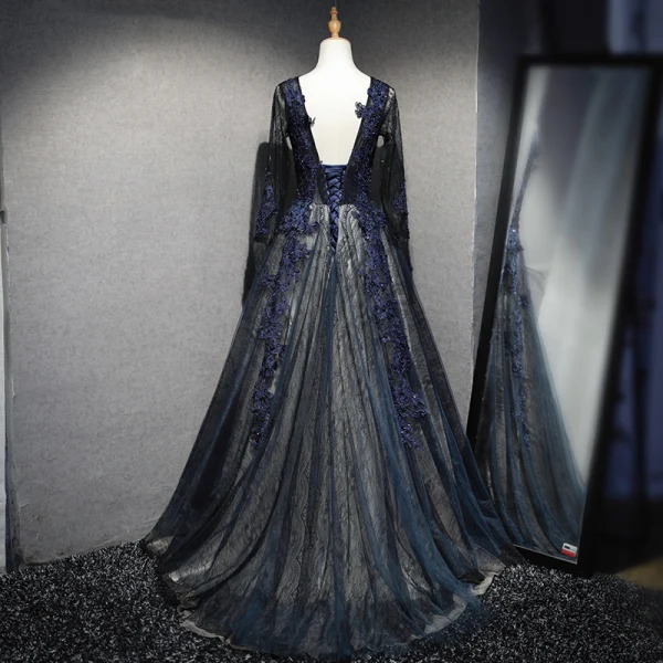 Elegante Marineblau Ballkleider 2017 A Linie V-Ausschnitt Lange Ärmel Applikationen Spitze Perlenstickerei Pailletten Sweep / Pinsel Zug Rüschen Rückenfreies Festliche Kleider