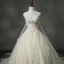 Fine Kirke Brudekjoler 2017 Paljetter Beading Blonder Appliques Blomst Ryggløse Uten Ermer Kjæreste Cathedral Train Champagne Ballkjole