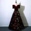 Moderne / Mode Bordeaux Robe De Bal 2017 Princesse De l'épaule Manches Courtes Brodé Longue Volants Robe De Ceremonie