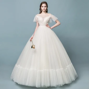 Remise Transparentes Champagne Robe De Mariée 2018 Robe Boule Encolure Carrée Manches Courtes Dos Nu Perle Perlage Appliques En Dentelle Volants Longue