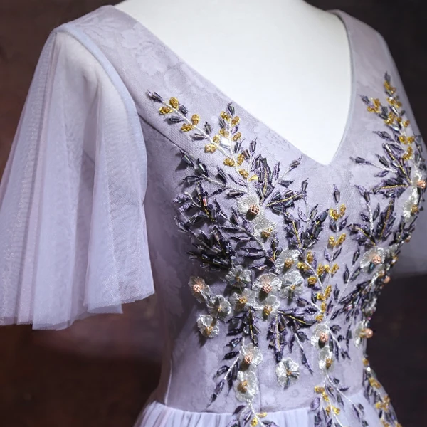 Élégant Lavande Robe De Soirée 2018 Princesse V-Cou Manches Courtes Perlage Cristal Longue Volants Dos Nu Robe De Ceremonie