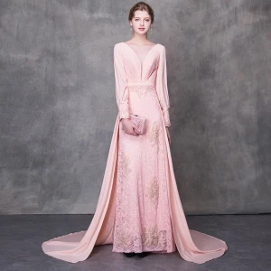 Slående Perle Rosa Boret Selskapskjoler 2018 Prinsesse Scoop Halsen Langermede Beading Sash Domstol Tog Buste Ryggløse Formelle Kjoler