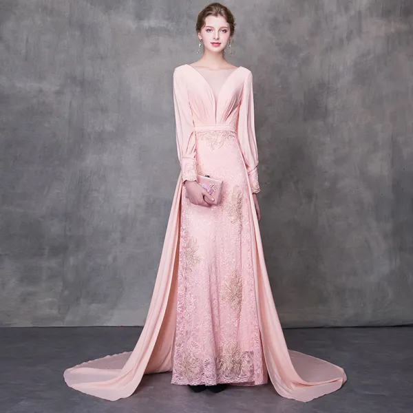 Stunning Pearl Pink Pierced Evening Dresses  2018 A-Line / Princess Scoop Neck Long Sleeve Beading Sash Court Train Ruffle Backless Formal Dresses