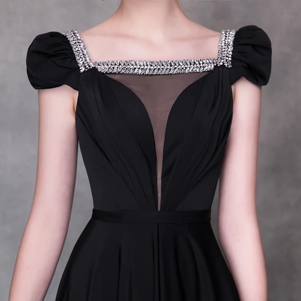 Chic / Belle Noire Robe De Soirée 2018 Princesse Perlage Faux Diamant Encolure Carrée Mancherons Chapel Train Volants Dos Nu Robe De Ceremonie