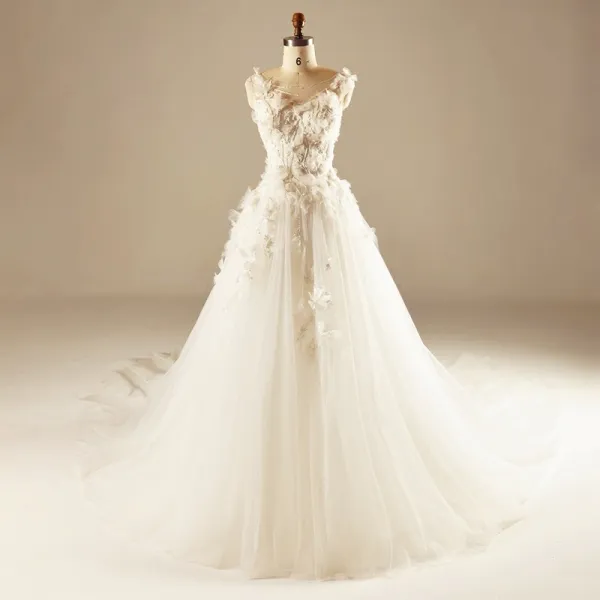 Chic / Beautiful Hall Wedding Dresses 2017 Sequins Beading Pearl Lace Appliques Flower Backless Sleeveless Scoop Neck Cathedral Train White Ball Gown US 14 / UK 18 US 16 / UK 20