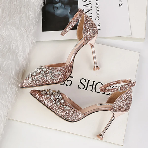 Glitzernden Gold Brautschuhe 2019 Knöchelriemen Strass Pailletten 9 cm Stilettos Spitzschuh Hochzeit High Heels