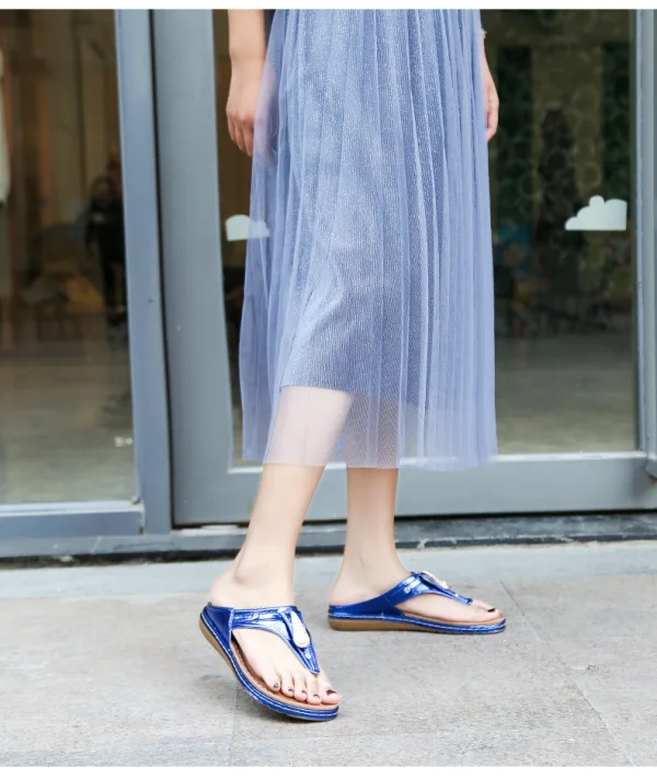 Moda Lato Czarne Zużycie ulicy Pantofle & Klapki 2020 Perła Rhinestone Płaskie Peep Toe Buty Damskie