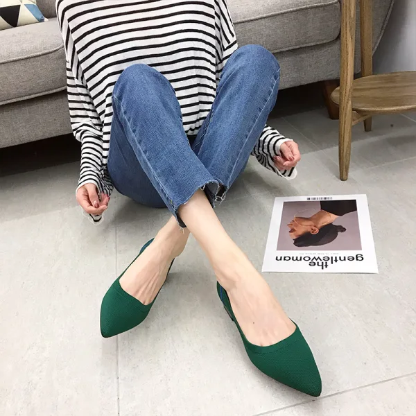 Simple Vêtement de rue Talon Bas Escarpins 2020 4 cm Talons Épais À Bout Pointu Escarpins