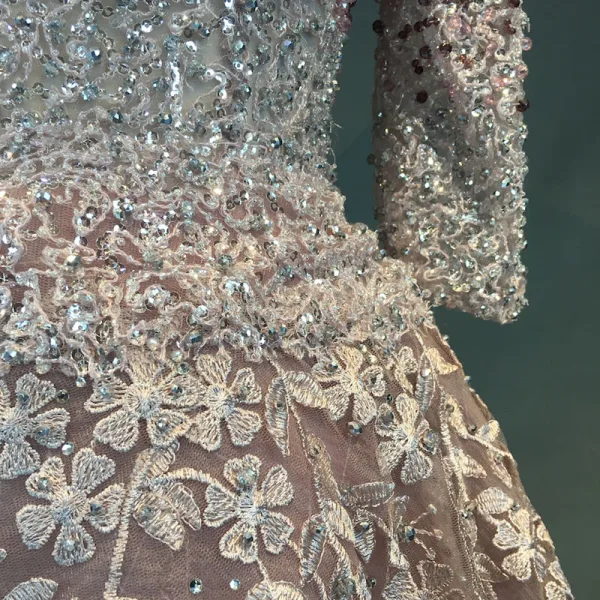 Chic / Beautiful Blushing Pink Prom Dresses 2018 Ball Gown Appliques Lace Handmade Beading Crystal Sequins Scoop Neck 3/4 Sleeve Sweep Train Formal Dresses