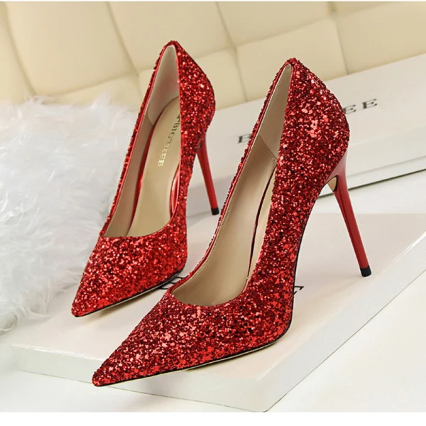 Glittrande Champagne Afton Paljetter Pumps 2021 Högklackade 9 cm Stilettklackar Spetsiga Pumps