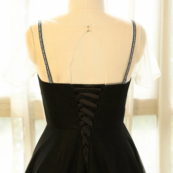 Modest / Simple Black Plus Size Prom Dresses 2018 A-Line / Princess Short Sleeve Crossed Straps Tulle U-Neck Printing Evening Party Evening Dresses