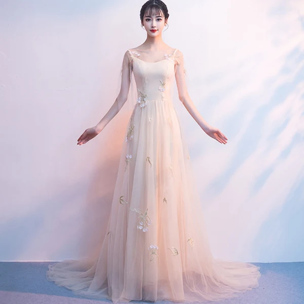 Chic / Beautiful Court Train Champagne Evening Dresses 2018 A-Line / Princess U-Neck Tulle Zipper Up Appliques Backless Embroidered Formal Dresses