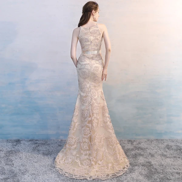 Amazing / Unique Champagne Court Train Evening Dresses  2018 Trumpet / Mermaid High Neck Charmeuse Striped Evening Party Formal Dresses