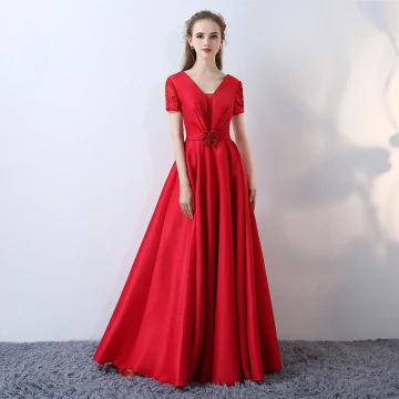 Chic Belle Rouge Robe De Soirée 2017 Princesse V Cou Dentelle Rayé Appliques Dos Nu Brodé Charmeuse Robe De Ceremonie