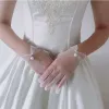 Proste / Simple Białe Rękawiczki Ślubne 2020 Frezowanie Perła Tiulowe Bal Ślub Akcesoria