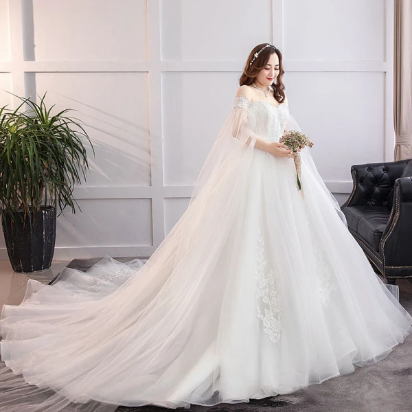 Fabulous White Ball Gown Plus Size Wedding Dresses 2019 Lace Tulle Appliques Backless Strapless Chapel Train Wedding