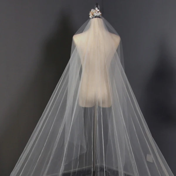 Affordable White 3D Lace Wedding Veils Chiffon Embroidered Chapel Train Lace Wedding Accessories 2019