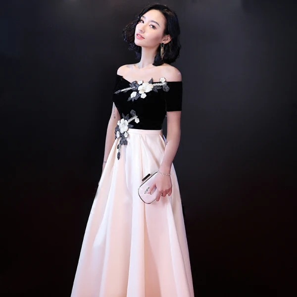 Chic / Belle Noire Robe De Soirée 2017 Princesse Bustier Charmeuse Appliques Perlage Soirée Robe De Ceremonie