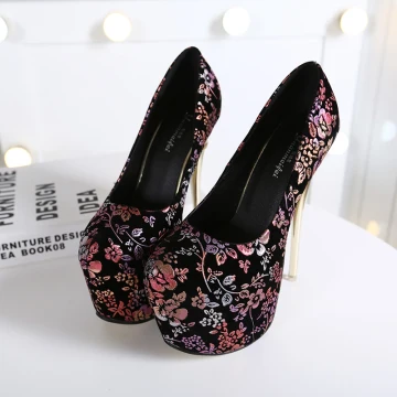 Piękne Multi Kolory 2018 Aplikacje Frezowanie Rhinestone Wieczorowe Buty Damskie